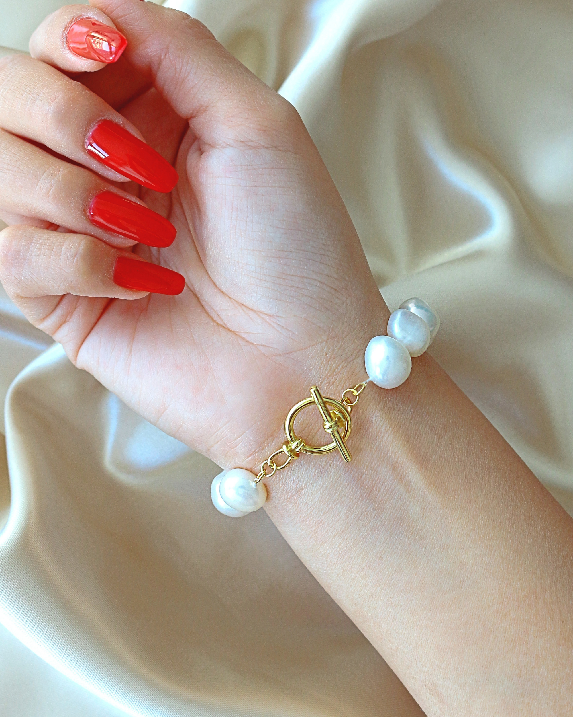 Luminous Artisan Bracelet - Genuine Baroque Pearl & Silver Finery