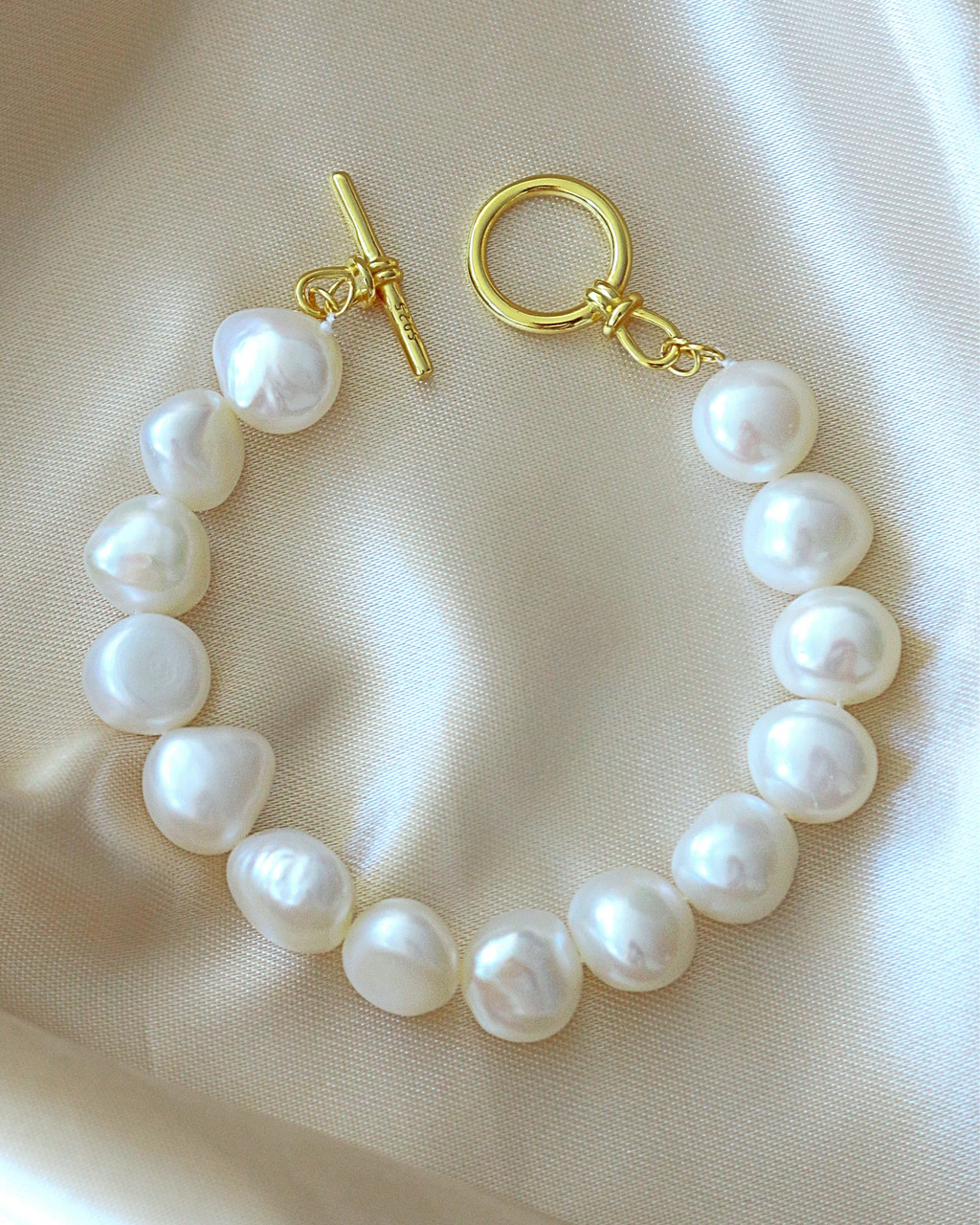 Luminous Artisan Bracelet - Genuine Baroque Pearl & Silver Finery
