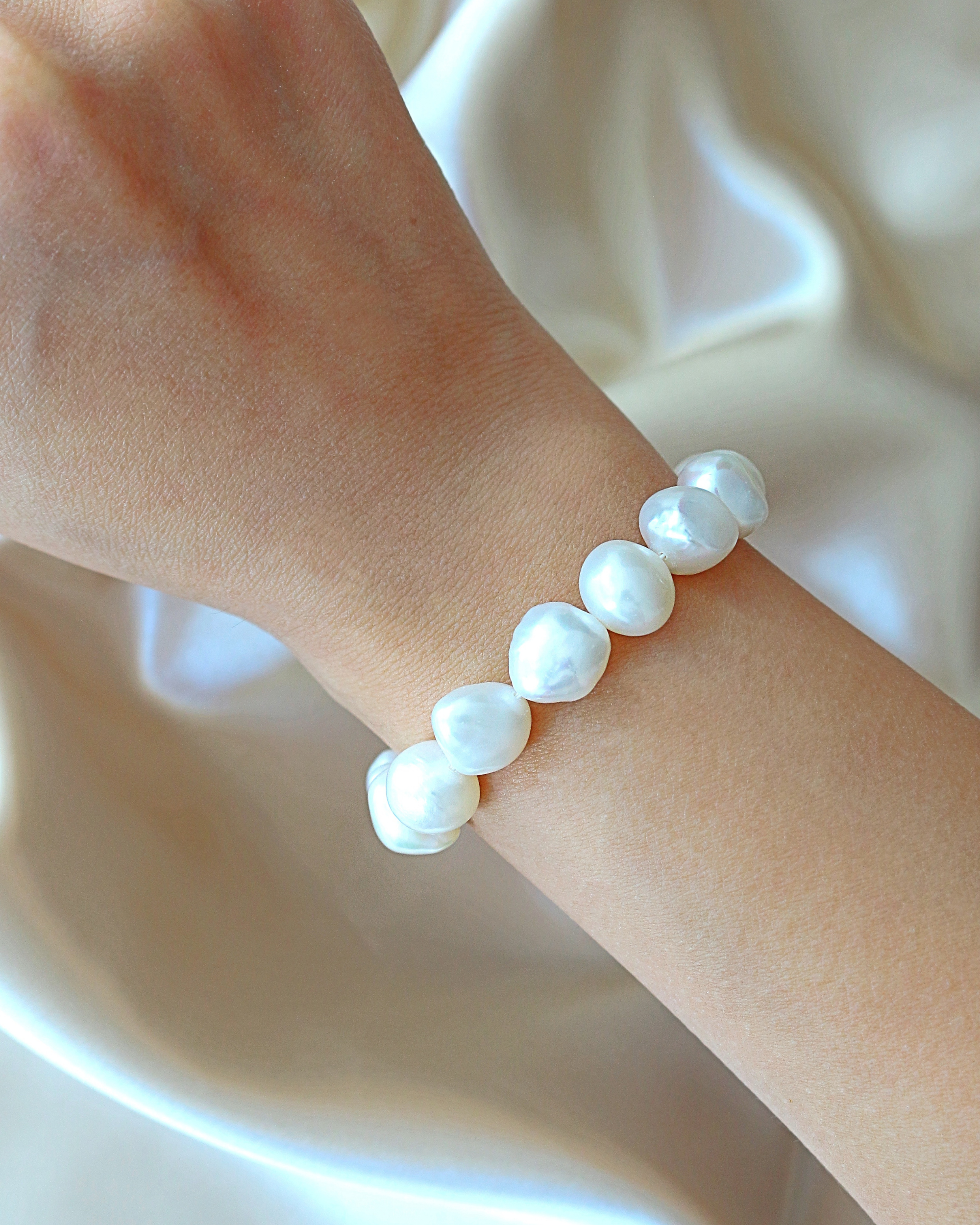 Luminous Artisan Bracelet - Genuine Baroque Pearl & Silver Finery