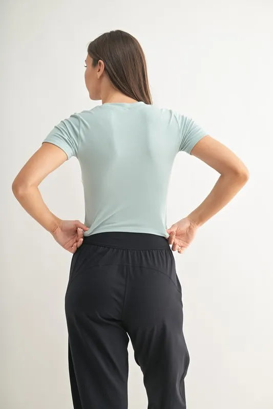 Micro-Rib Sculpt Cropped Athleisure Tee