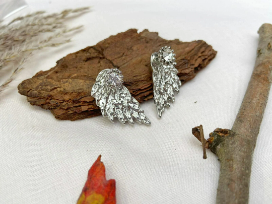 Guardian Angel Wings Bar Studs